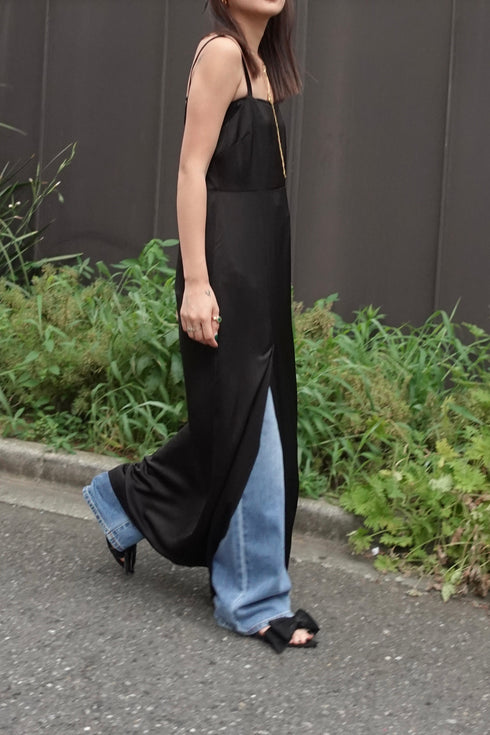 ルーズストレートデニム